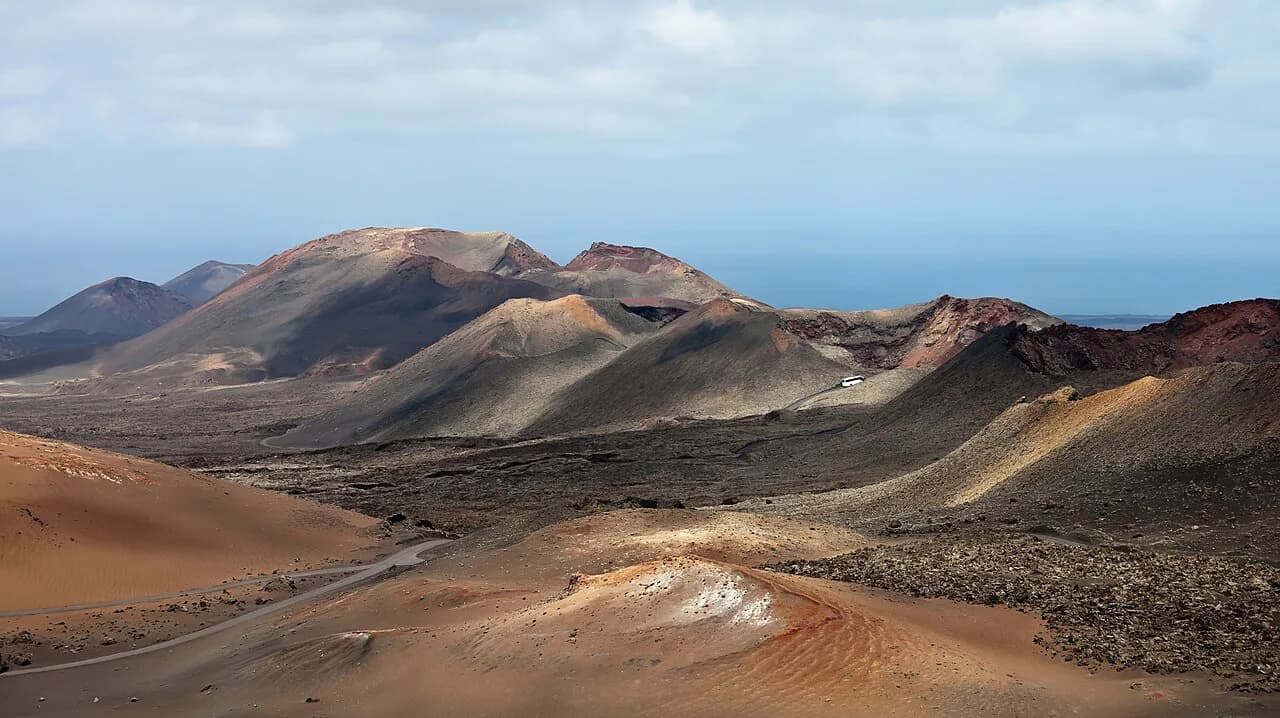 Best Time to Visit Lanzarote: Month by Month for Warmth
