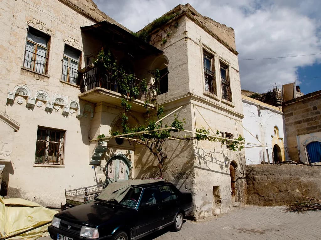 Cappadocia in May: Balloon Flights & Weather Guide
