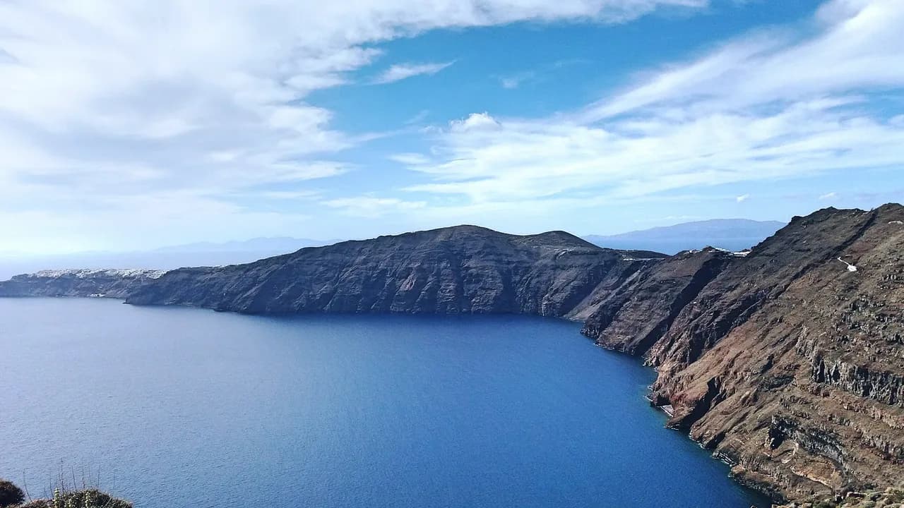 Things to Do in Santorini in April: Spring Before the Crowds