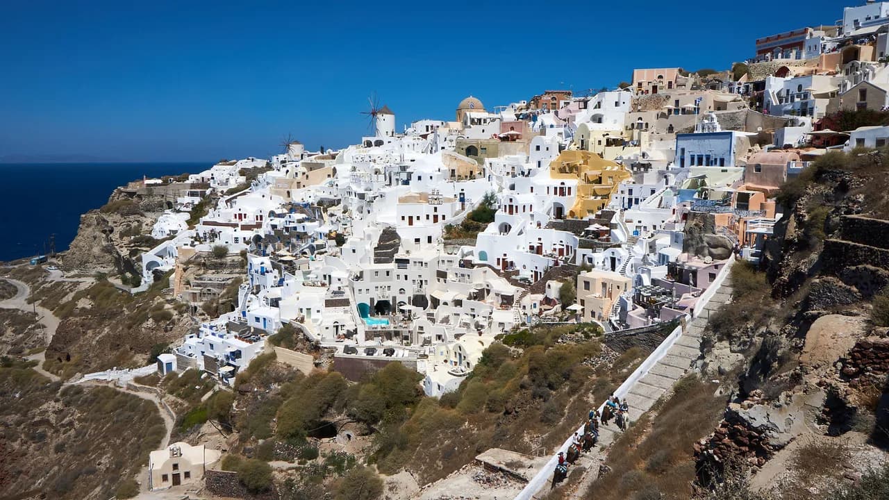 Santorini in June: Weather and What to Expect