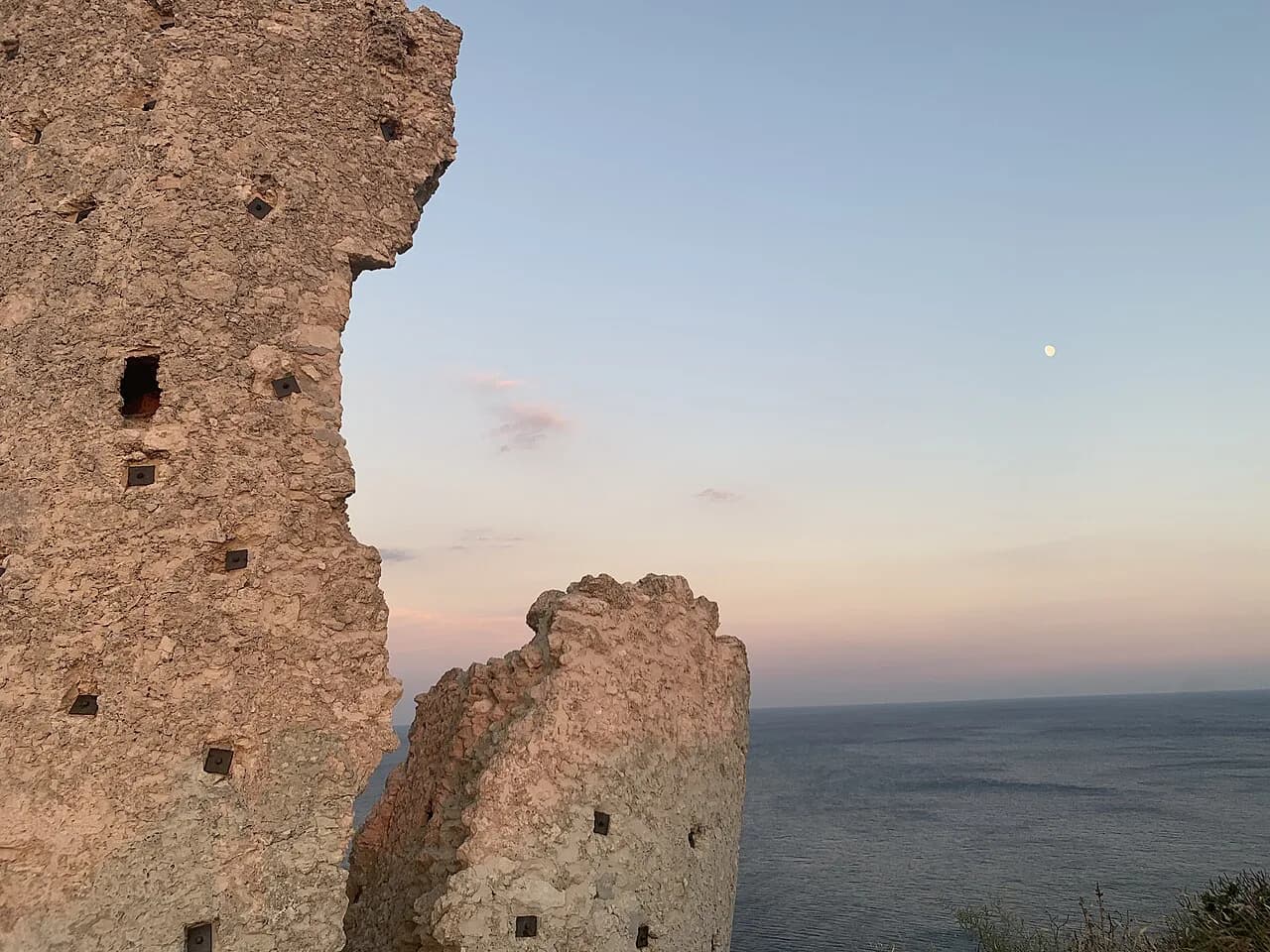 Things to Do in Sardinia in May: Plan Hikes & Coasts