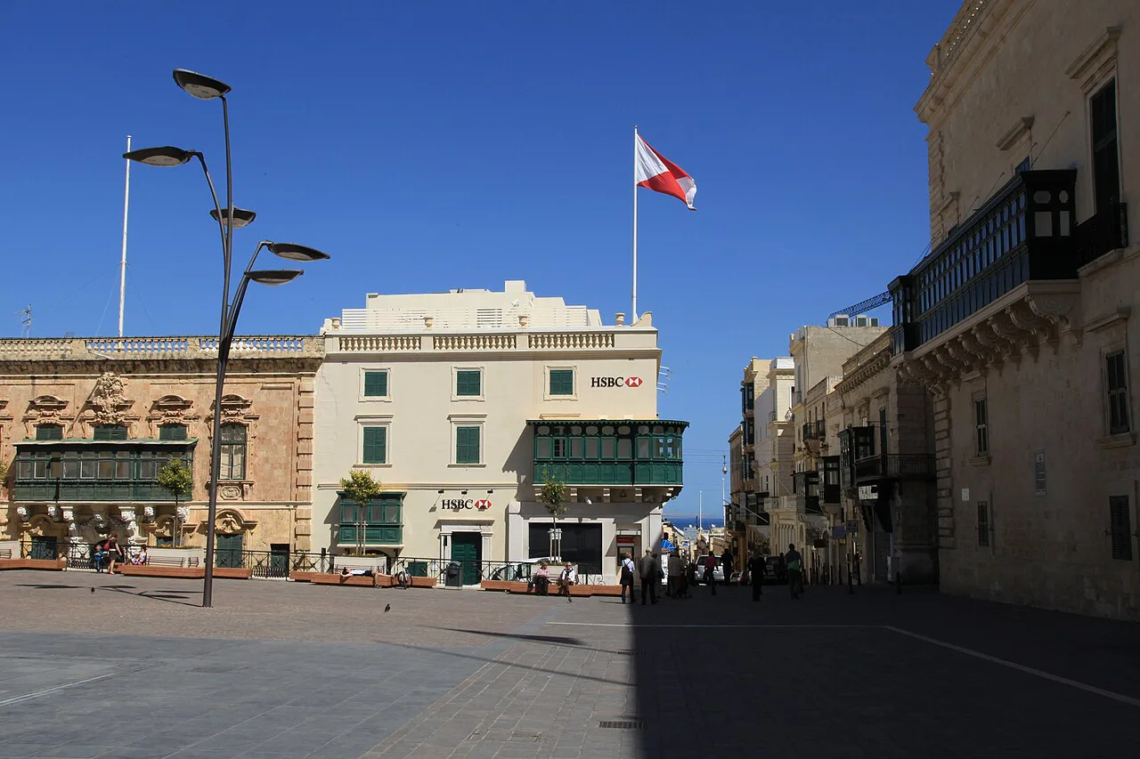 Malta, Valletta, Triq ir-Repubblika, Triq l-Arcisqof, Misrah San Gorg
