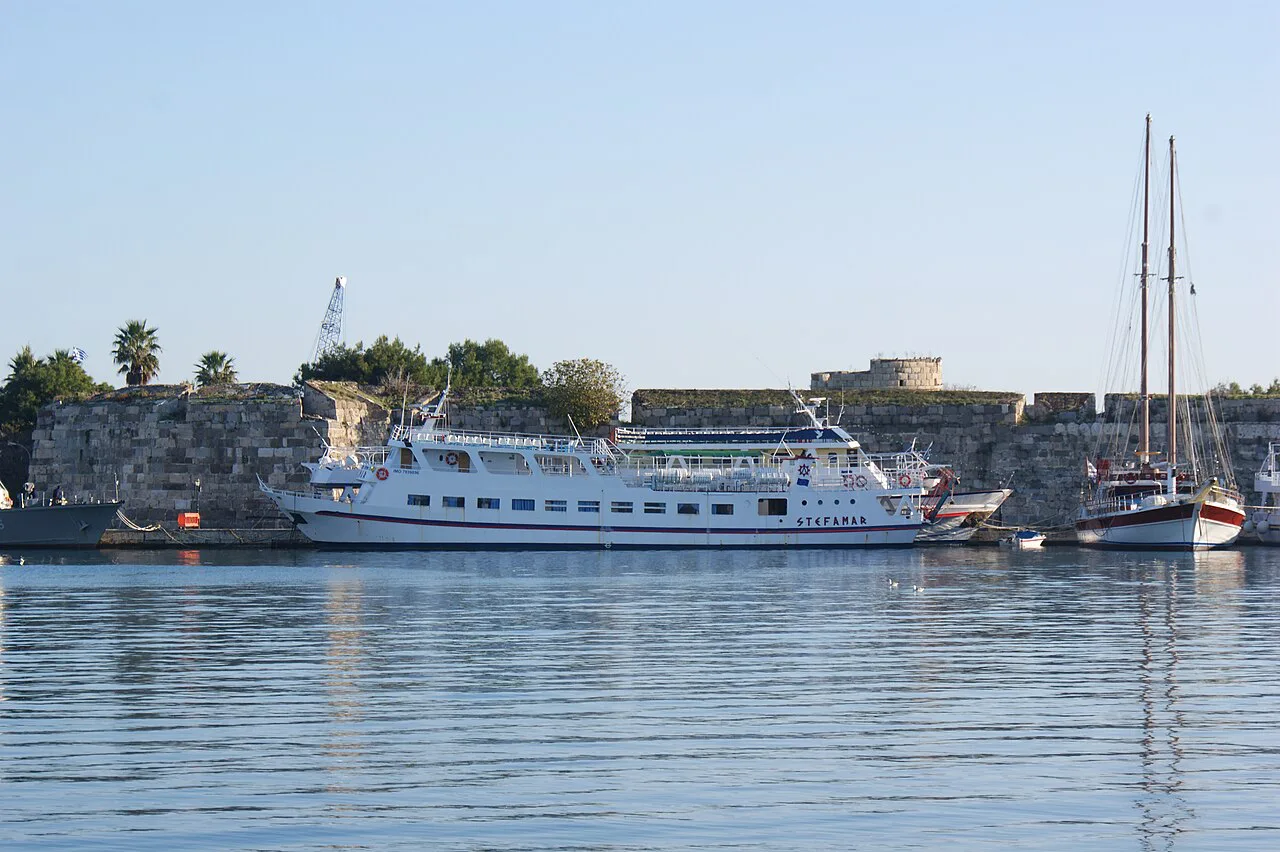 Kos-Harbour-ship Stefamar-01ASD