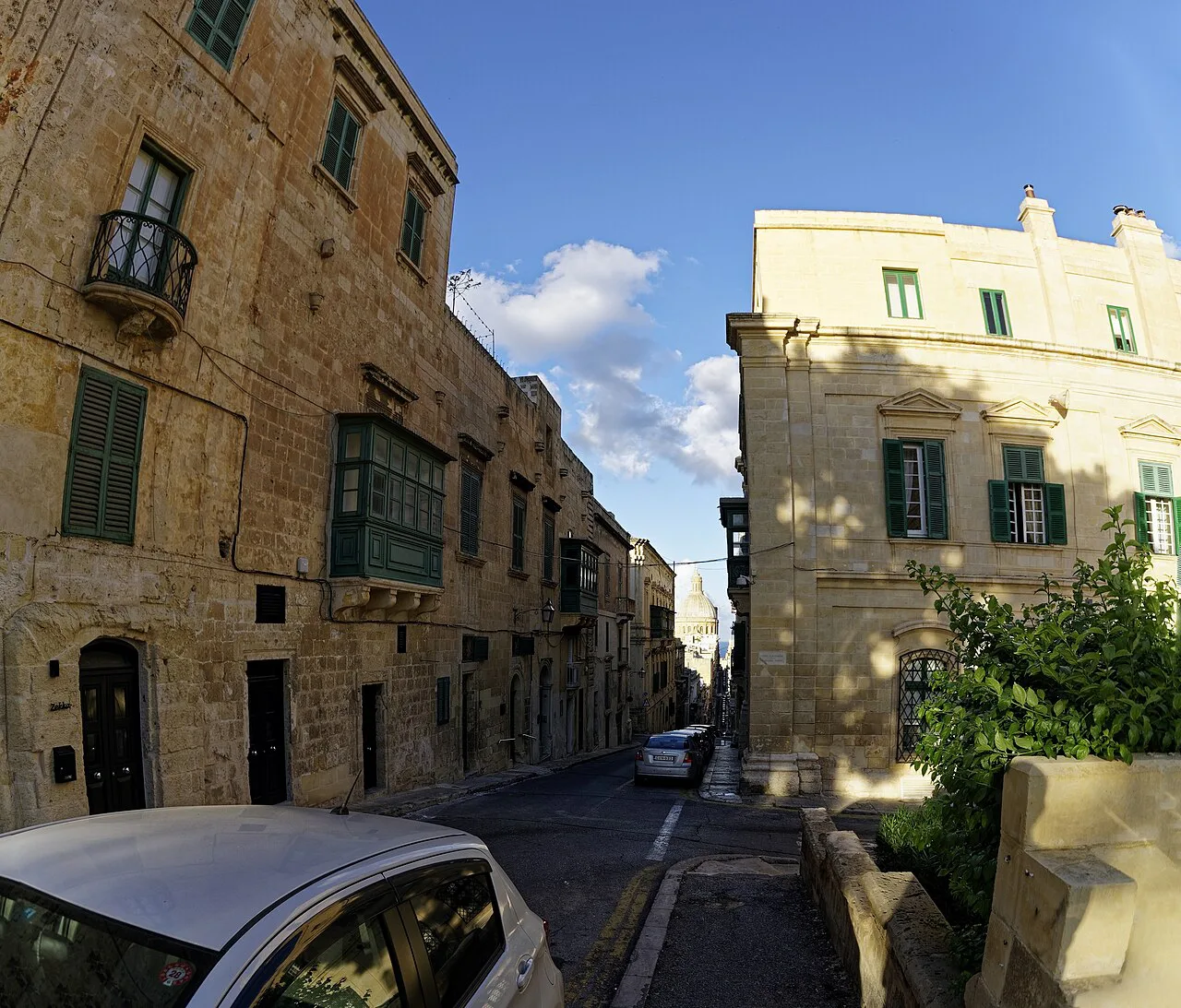 Malta, Valletta, Old Mint Street